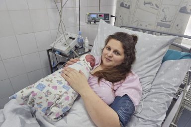 Россиянка в 34 года родила 13-го ребенка