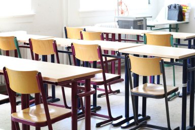 «Головой об скамейку»: российская школьница избила одноклассницу до сотрясения мозга