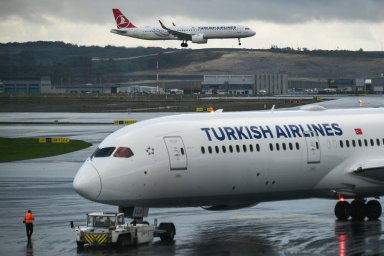 Пассажир совершил самоубийство на борту турецкого самолета