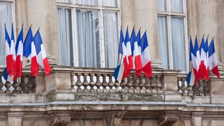 В МИД считают, что заявления Парижа о гарантиях безопасности Киеву угрожают самой Франции