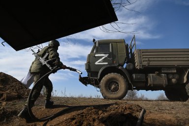 РИА Новости показало, как отряд спецназа «Викинг» проводит в ДНР подготовку добровольцев