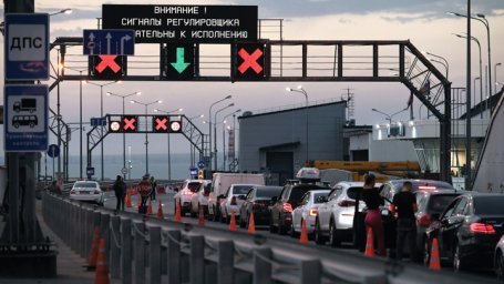 Крымский мост на 12 часов закроют для автотранспорта