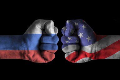 AP: США будут оказывать большее давление на помогающих России в обходе санкций