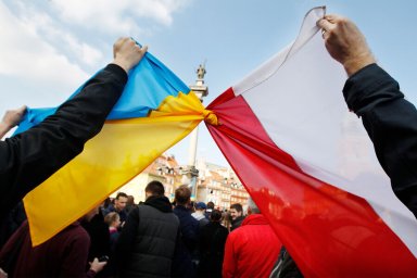 Украинский экс-министр заявил, что напряжение между Киевом и Варшавой ведет к расколу