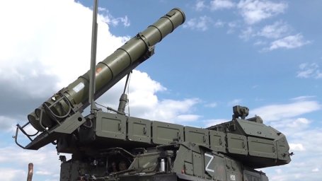 ПВО отразила атаку беспилотников противника, летевших в сторону Крыма