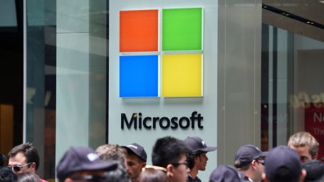 Microsoft сократит 10 тысяч сотрудников