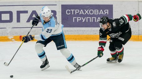"Сибирь" прервала победную серию "Ак Барса", а "Сочи" – череду поражений