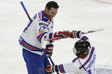 Вызванный в футбольную сборную России сын хоккеиста Ковальчука назвал любимого игрока