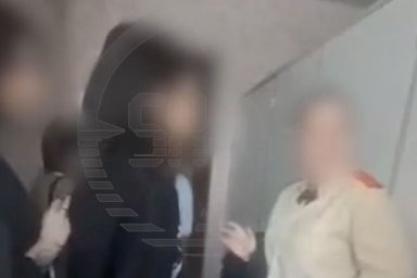 В московской школе восьмиклассница проломила сверстнице голову в туалете