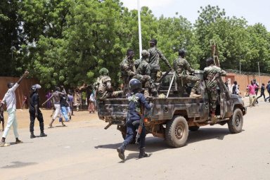 Военная интервенция в Нигер будет считаться объявлением войны Мали и Буркина-Фасо