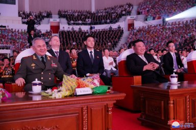 ЦТАК: Шойгу назвал армию КНДР «сильнейшей в мире»
