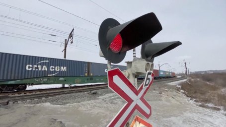 В Крыму повреждена часть железной дороги