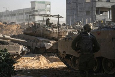 Армия Израиля окружила крупнейшую в секторе Газа больницу