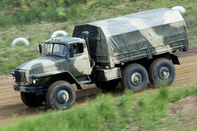 Российские военные в зоне СВО будут использовать беспилотные грузовики