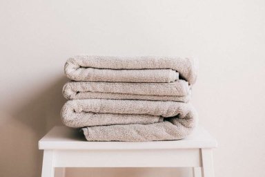Стало известно, как часто и правильно стирать полотенца и постельное белье