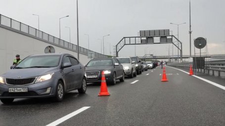Автомобильную часть Крымского моста опять закроют