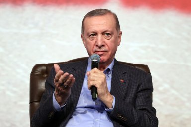 Эрдоган сообщил, что не может допустить нападок турецкой оппозиции на РФ