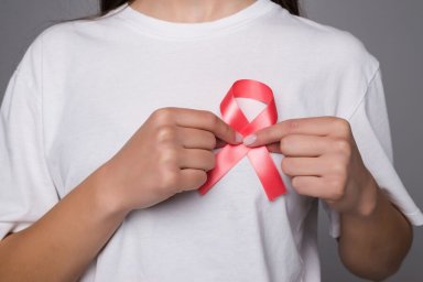 Меньше половины россиянок знают, что «женские» виды рака можно предотвратить