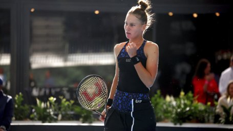Кудерметова обыграла Андрееску на турнире в Аделаиде