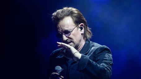 Солист U2 Боно рассказал об угрозах его семье