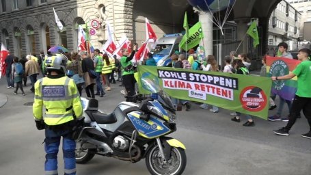 Европейцы протестуют, но западные СМИ молчат об этом