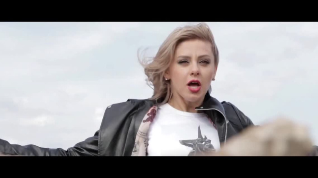 Наталья Качура и Маргарита Лисовина - Донбасс за нами Официальный клип