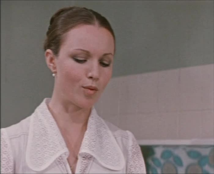 Встретимся у фонтана [1976, романтическая комедия]