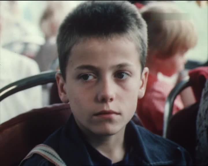 Чужой (1988)