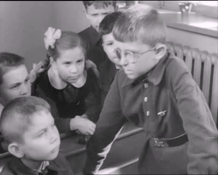 Три с половиной дня из жизни Ивана Семёнова, второклассника и второгодника (1966)