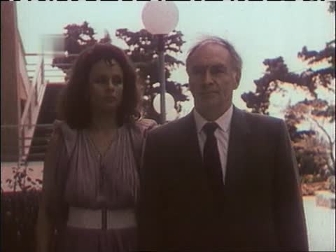 Городские подробности / Любовь с привилегиями. 2 серии [1989, драма]