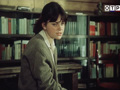 В связи с переходом на другую работу. 1-2 серия [1988, криминальная драма]