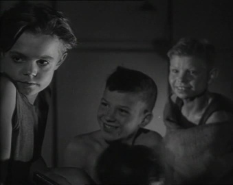 Здравствуй, Москва! (1945)