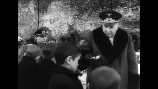 Часы остановились в полночь 1958