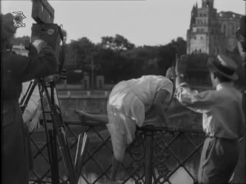 Папиросница от Моссельпрома [1924, комедия]
