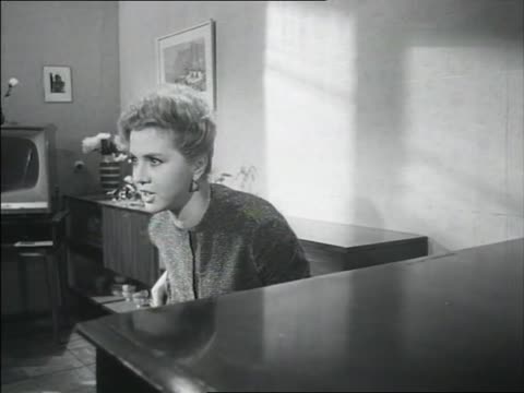 Выстрел в тумане [1963, боевик, криминал]