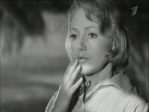 Хлеб и розы (1960)